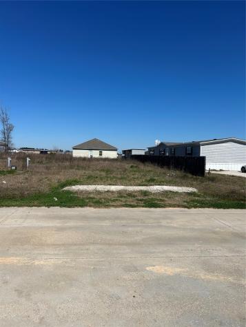 1265 Road 5720 Cleveland TX 77327