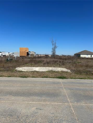 1265 Road 5720 Cleveland TX 77327