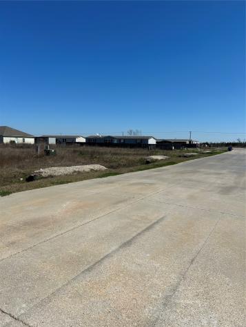 1265 Road 5720 Cleveland TX 77327