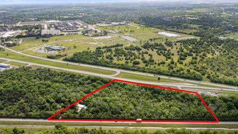 002 Johnston Street Alvin TX 77511