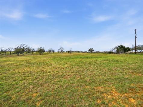 3 Oak Creek Street Gonzales TX 78629