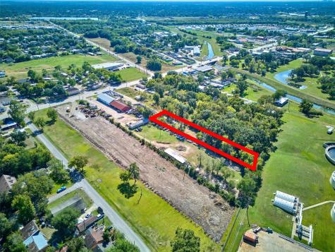2832 5th Street Stafford TX 77477