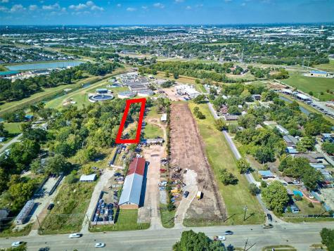 2832 5th Street Stafford TX 77477