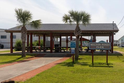 21811 Matagorda Galveston TX 77554