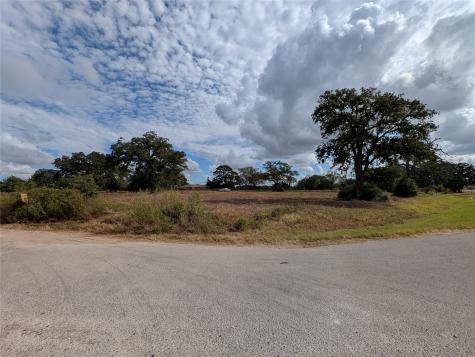 1262 Fm 112 Road Lexington TX 78947