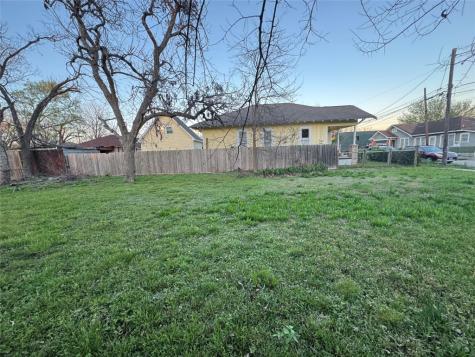 303 Bishop Street Houston TX 77009