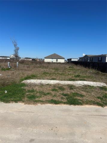1289 Road 5720 Cleveland TX 77327