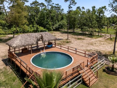 1302 Cherry Lane Crosby TX 77532