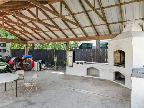 1302 Cherry Lane Crosby TX 77532