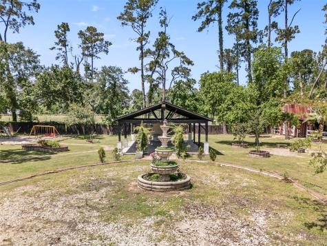 1302 Cherry Lane Crosby TX 77532