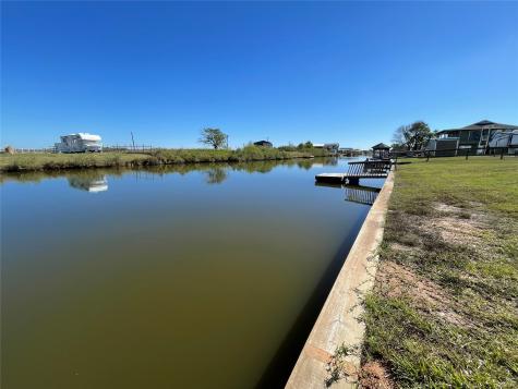 188-189 County Road 299 Heron Sargent TX 77414