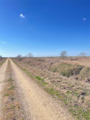 768 Million Dollar Road Palacios TX 77465