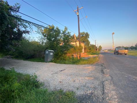 0001 Spark Street Texas City TX 77591