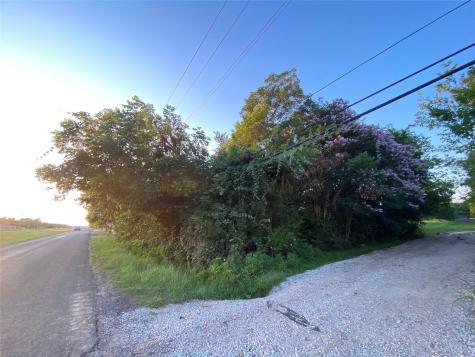 0001 Spark Street Texas City TX 77591