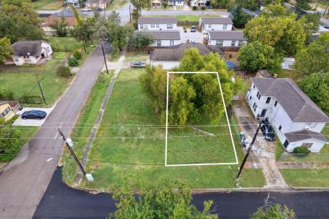 2603,2605 Sumpter Street Houston TX 77026