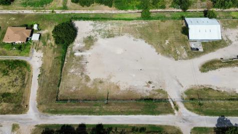 Lot 4 S Titus Giddings TX 78942