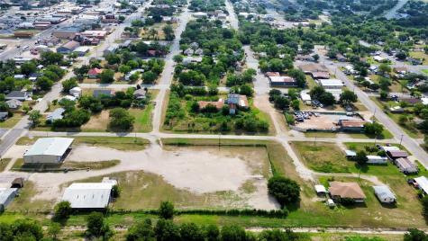 Lot 4 S Titus Giddings TX 78942