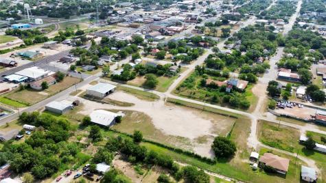 Lot 4 S Titus Giddings TX 78942