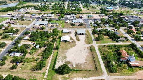 Lot 4 S Titus Giddings TX 78942