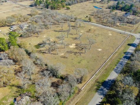 26071 Forest Hills Lane Waller TX 77484