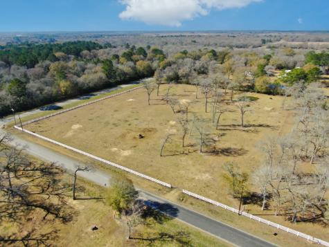 26071 Forest Hills Lane Waller TX 77484