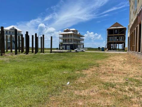 4 Grand Beach Boulevard Galveston TX 77550