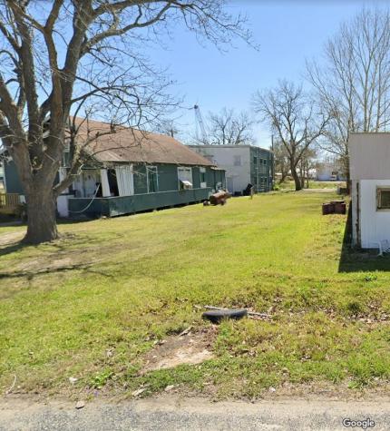 421 1st Avenue N Texas City TX 77590