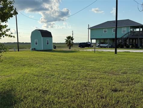 133 County Road 299 Heron N Sargent TX 77414