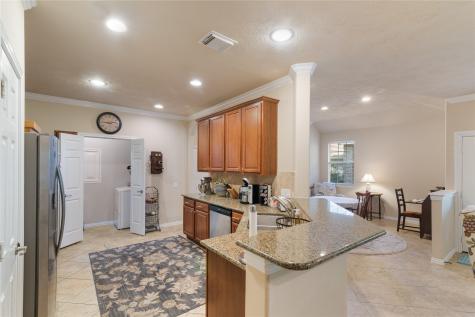 11 Abercrombie Place Conroe TX 77384