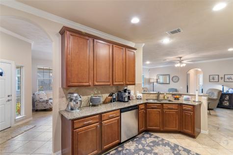 11 Abercrombie Place Conroe TX 77384
