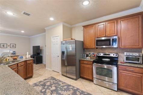 11 Abercrombie Place Conroe TX 77384