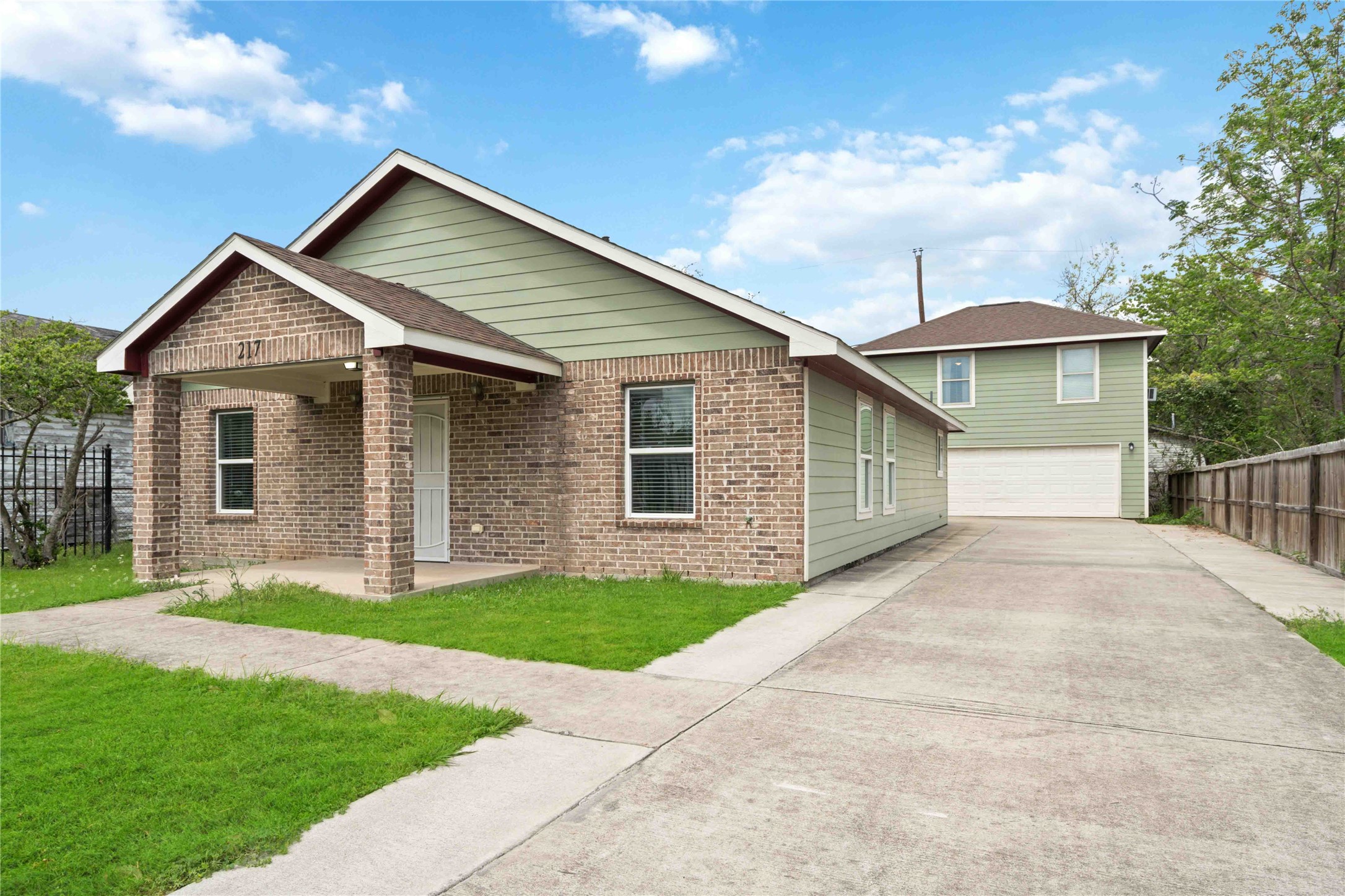 217 Armstrong Street Houston TX 77029