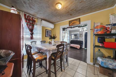 4811 Terry Street Houston TX 77009