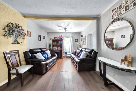 4811 Terry Street Houston TX 77009