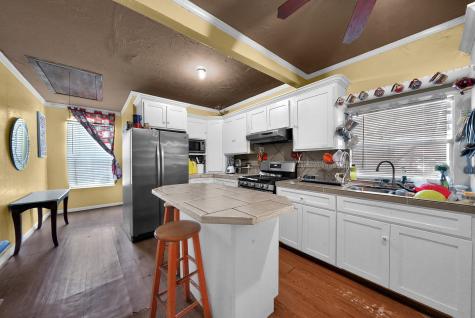 4811 Terry Street Houston TX 77009