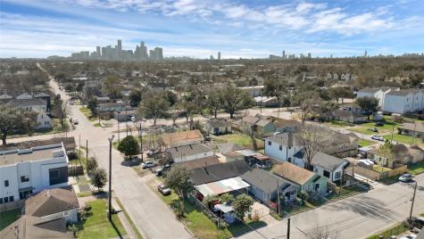 4811 Terry Street Houston TX 77009