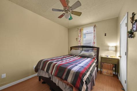 4811 Terry Street Houston TX 77009