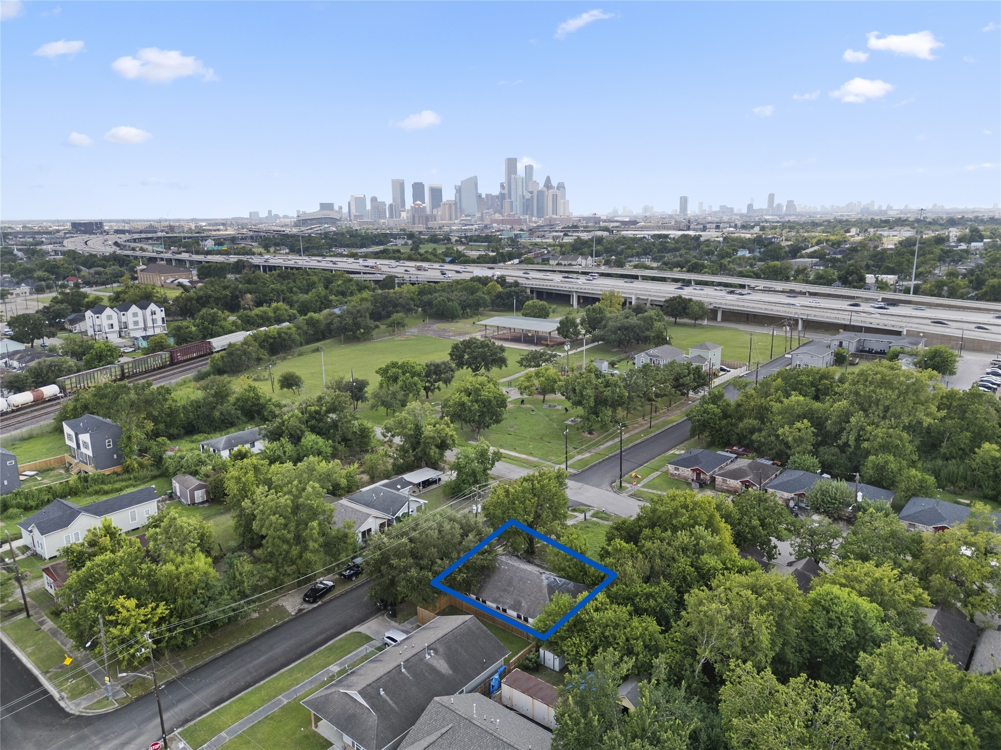 3207 Sumpter Street Houston TX 77026