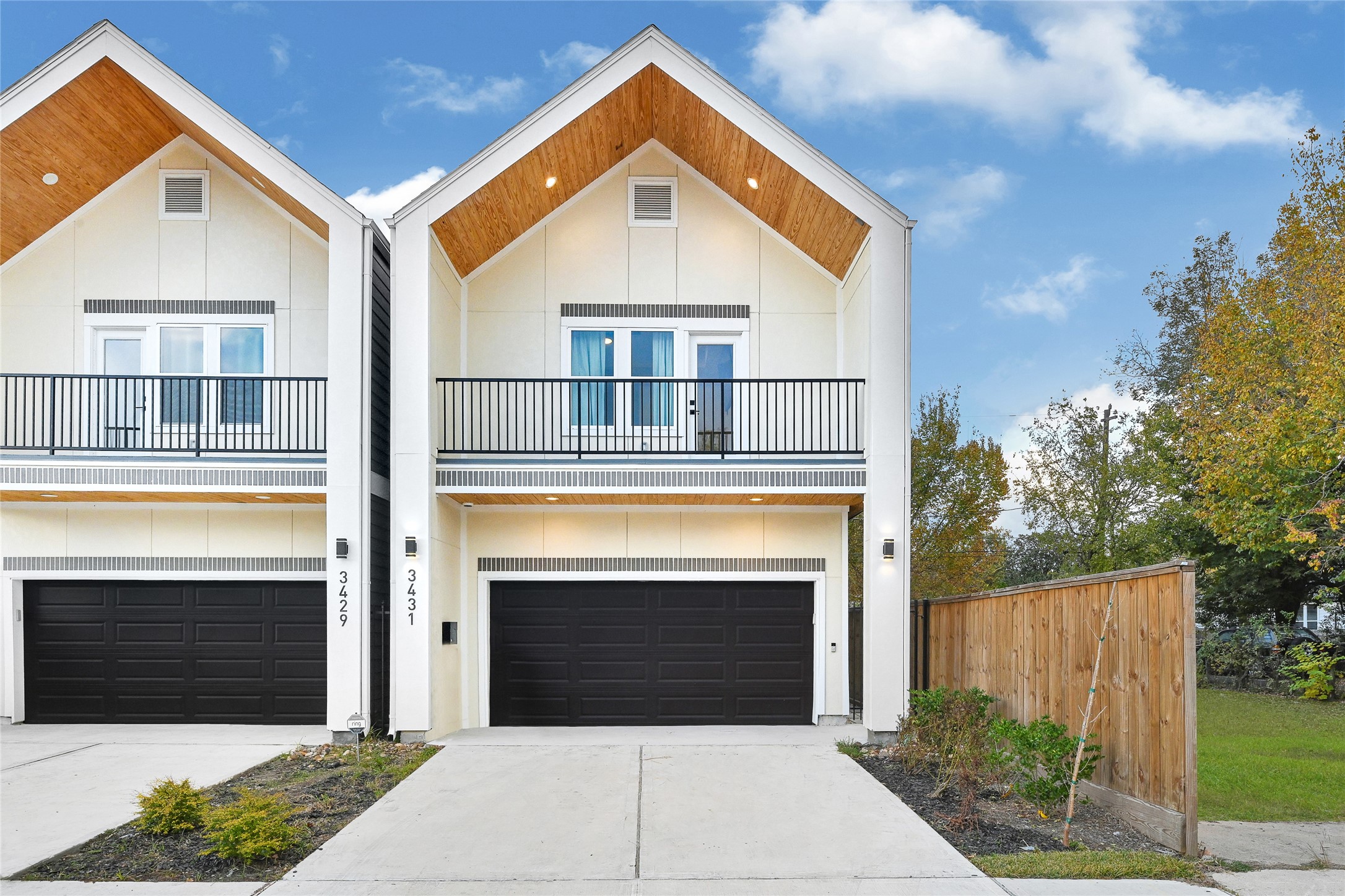 3511 Seabrook Street A Houston TX 77021