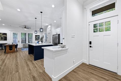 3511 Seabrook Street A Houston TX 77021