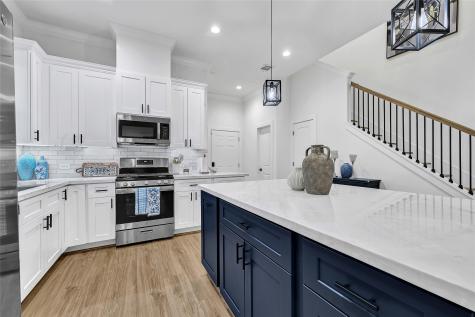 3511 Seabrook Street A Houston TX 77021