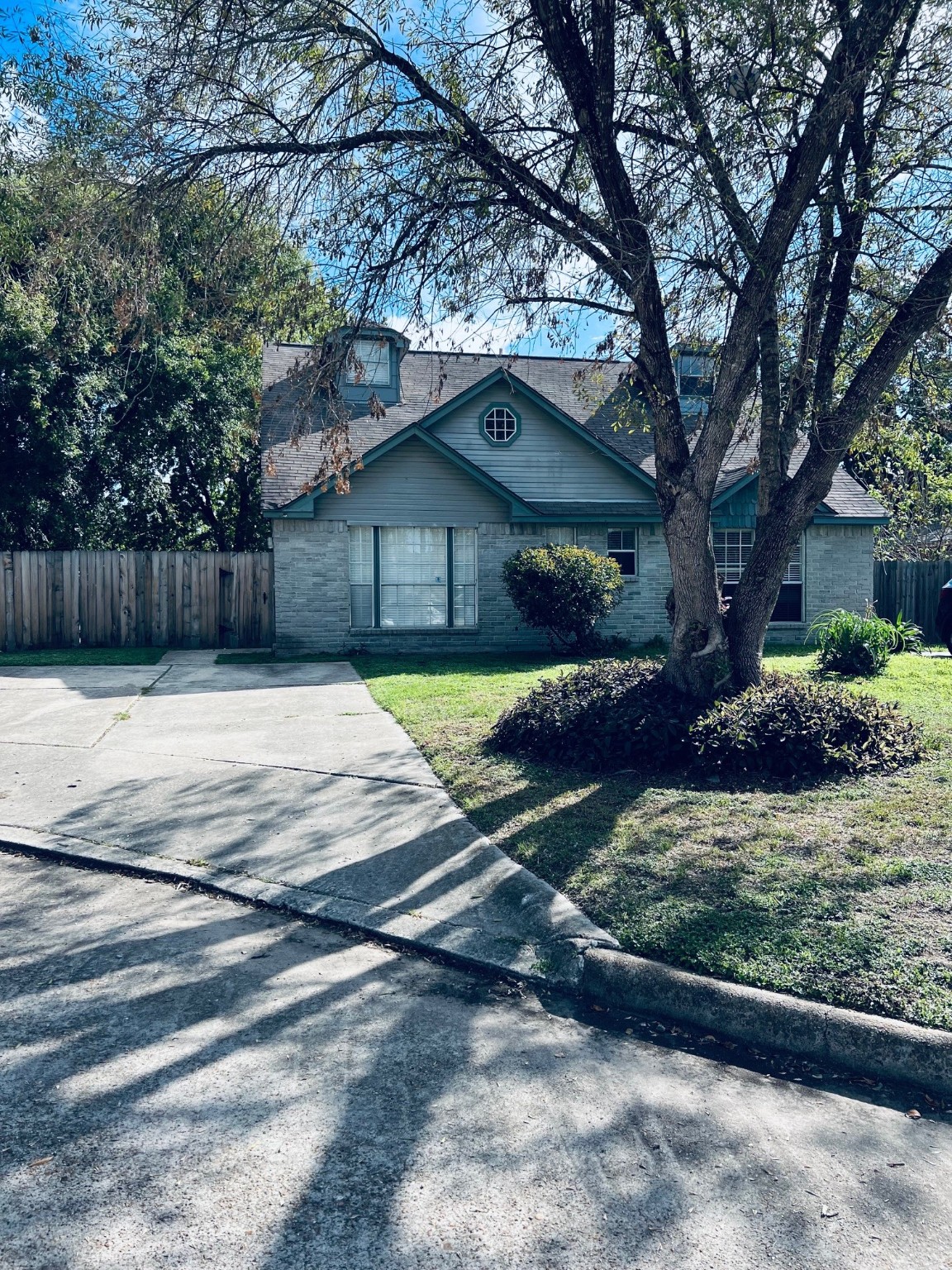 11016 Longtom Court Houston TX 77086