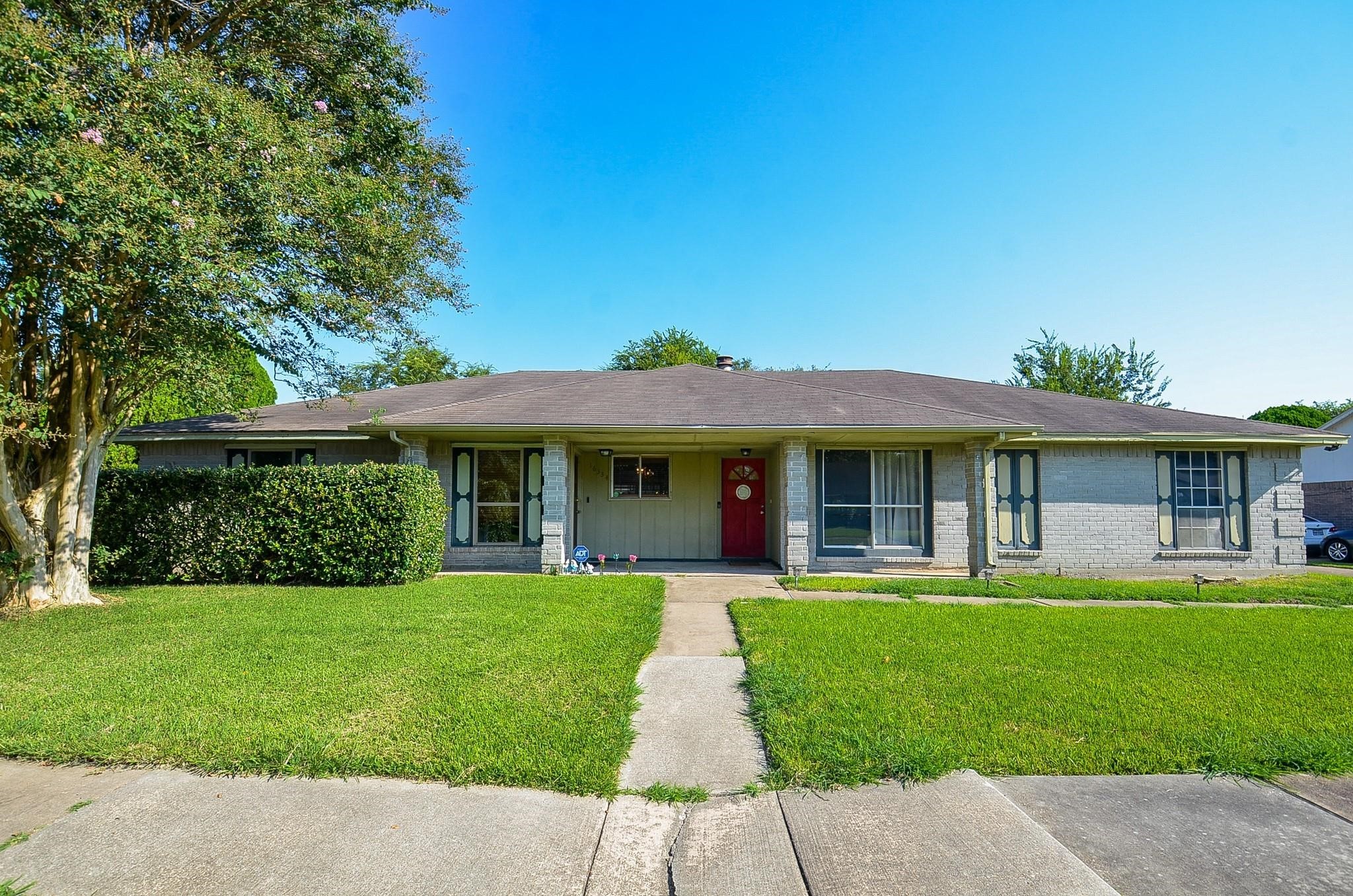16334 Meadowbrook Farm Road Houston TX 77082