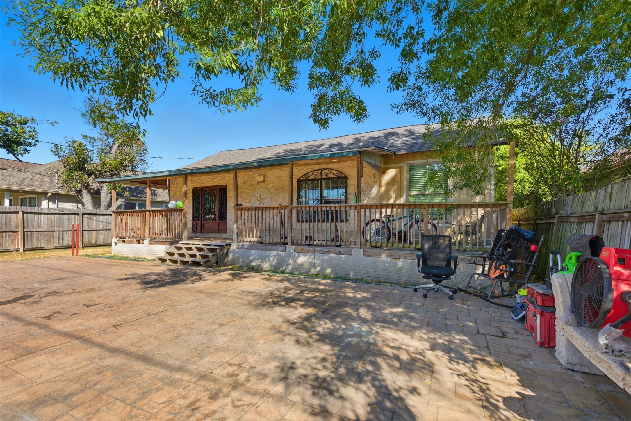 2017 Sadler Street Houston TX 77093