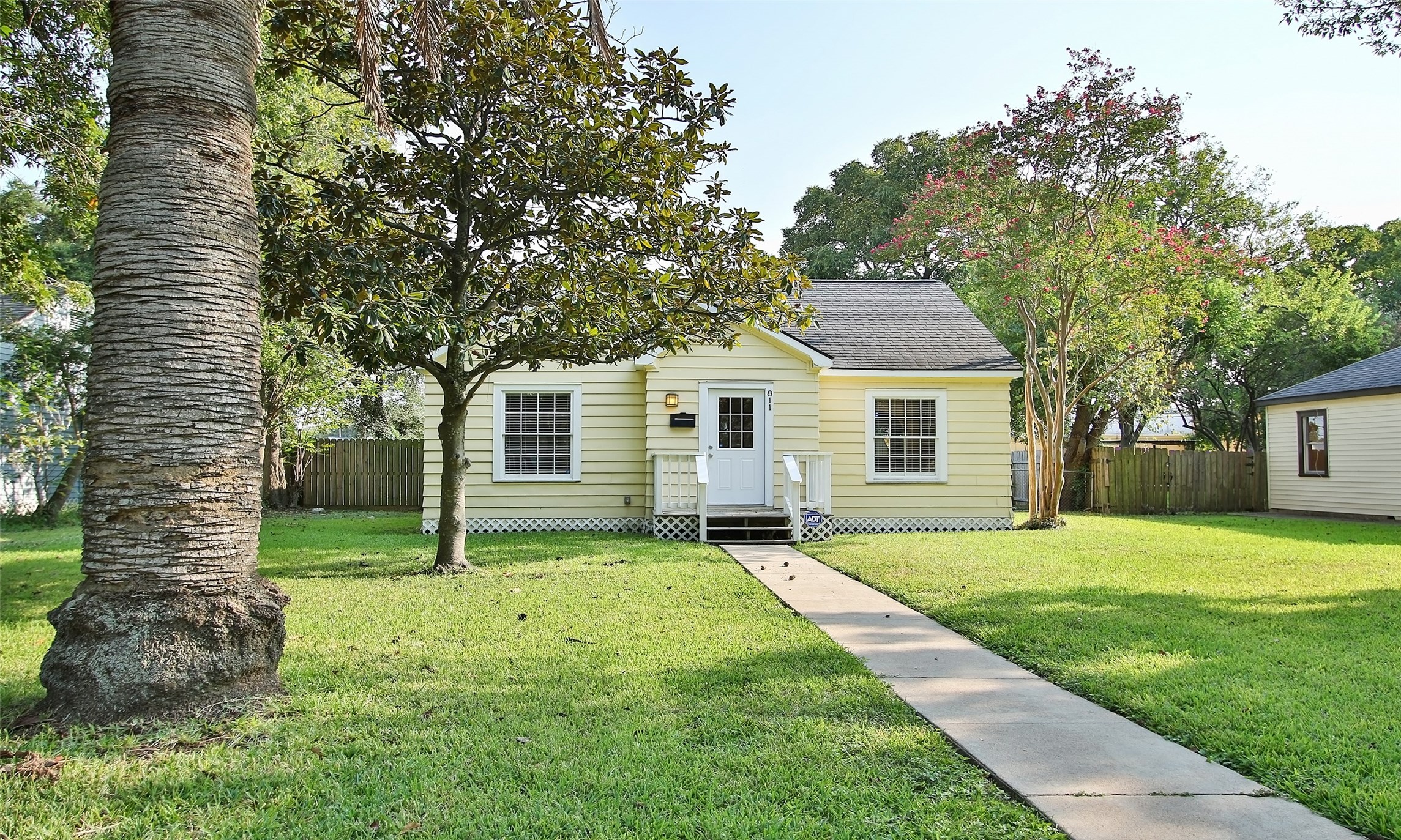 811 10th Avenue N Texas City TX 77590