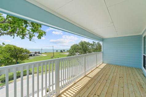 534 Bayshore Drive La Porte TX 77571