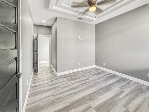 4817 Los Angeles Street Houston TX 77026