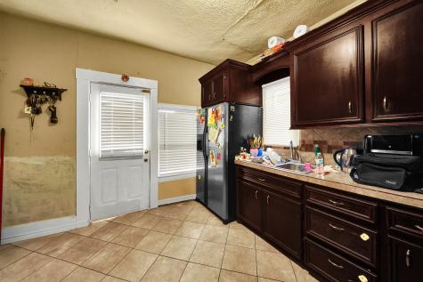 1414 Moody Street Houston TX 77009