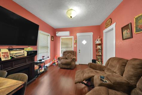 1414 Moody Street Houston TX 77009