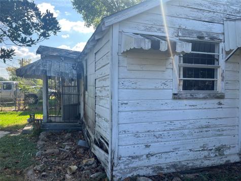 4608 White Rock Street Houston TX 77051